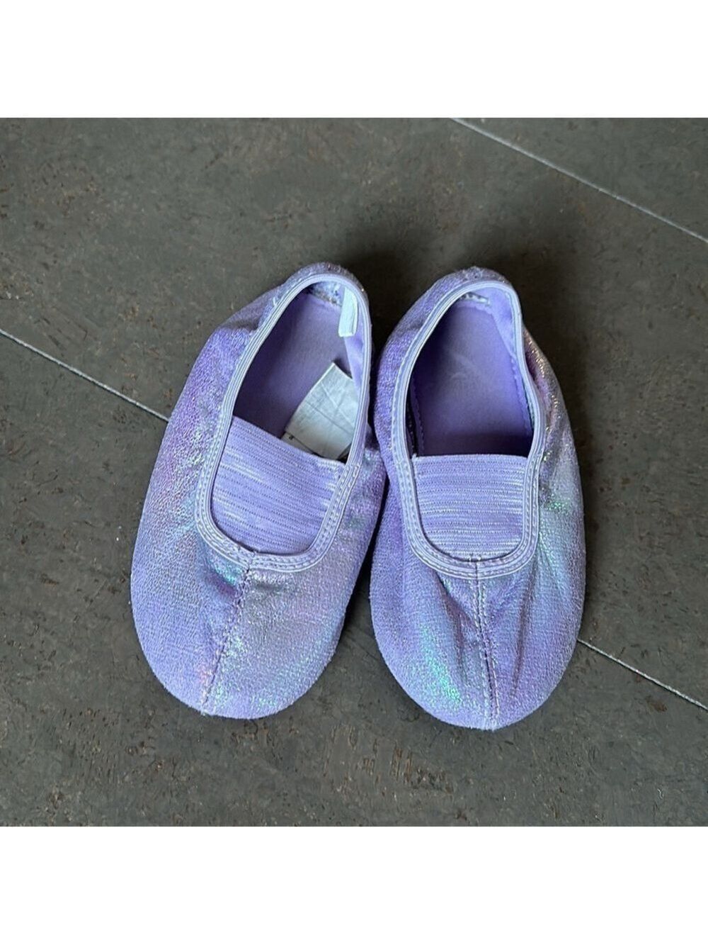 H&M slippers size 9-9.5
